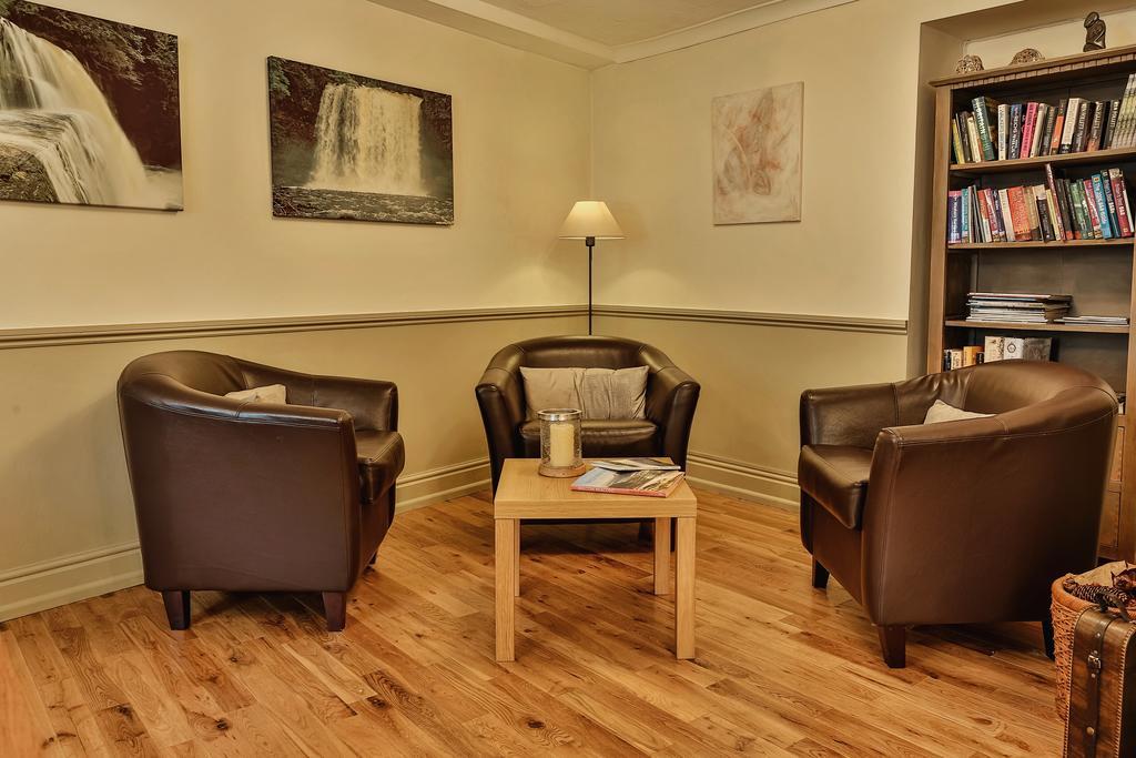 The Coach House Brecon Hotel Buitenkant foto